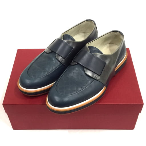サルヴァトーレフェラガモ サイズ 7 1_2 EE レザー ローファー メンズ ネイビー系 付属品あり ブランドシューズ