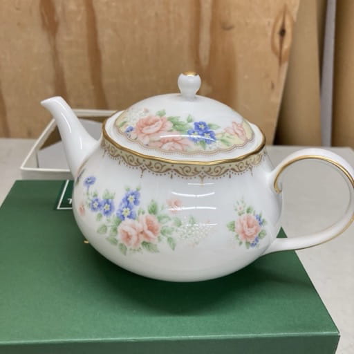 食器 ノリタケ ティーポット 花柄 洋食器 茶器 Noritake 未使用